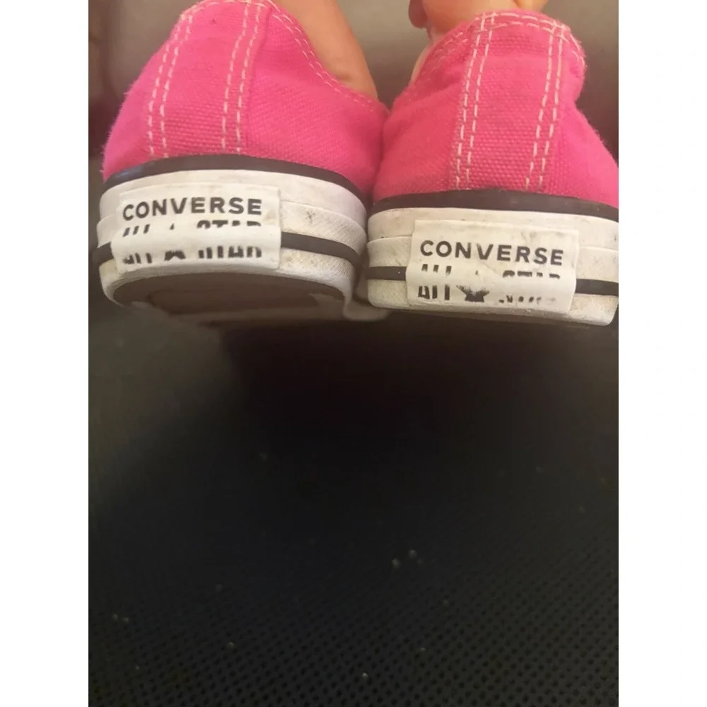 Converse Chuck Taylor All Star Pink Canvas Sneakers Kids Size 3 Youth 370407F‎
